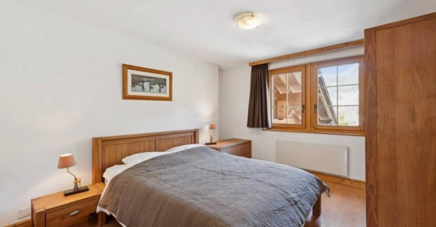 Villars, privileged location 3.5p with charm, large balcony, beautiful - Photo 11 of 13