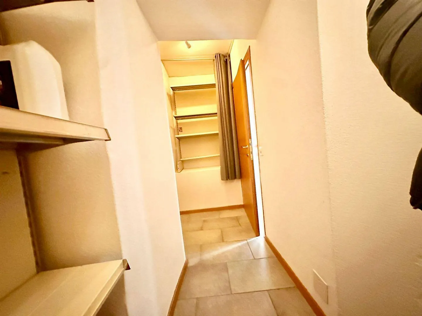 Charming commercial space in the heart of the Old Town of Locarno - Photo 24 of 30