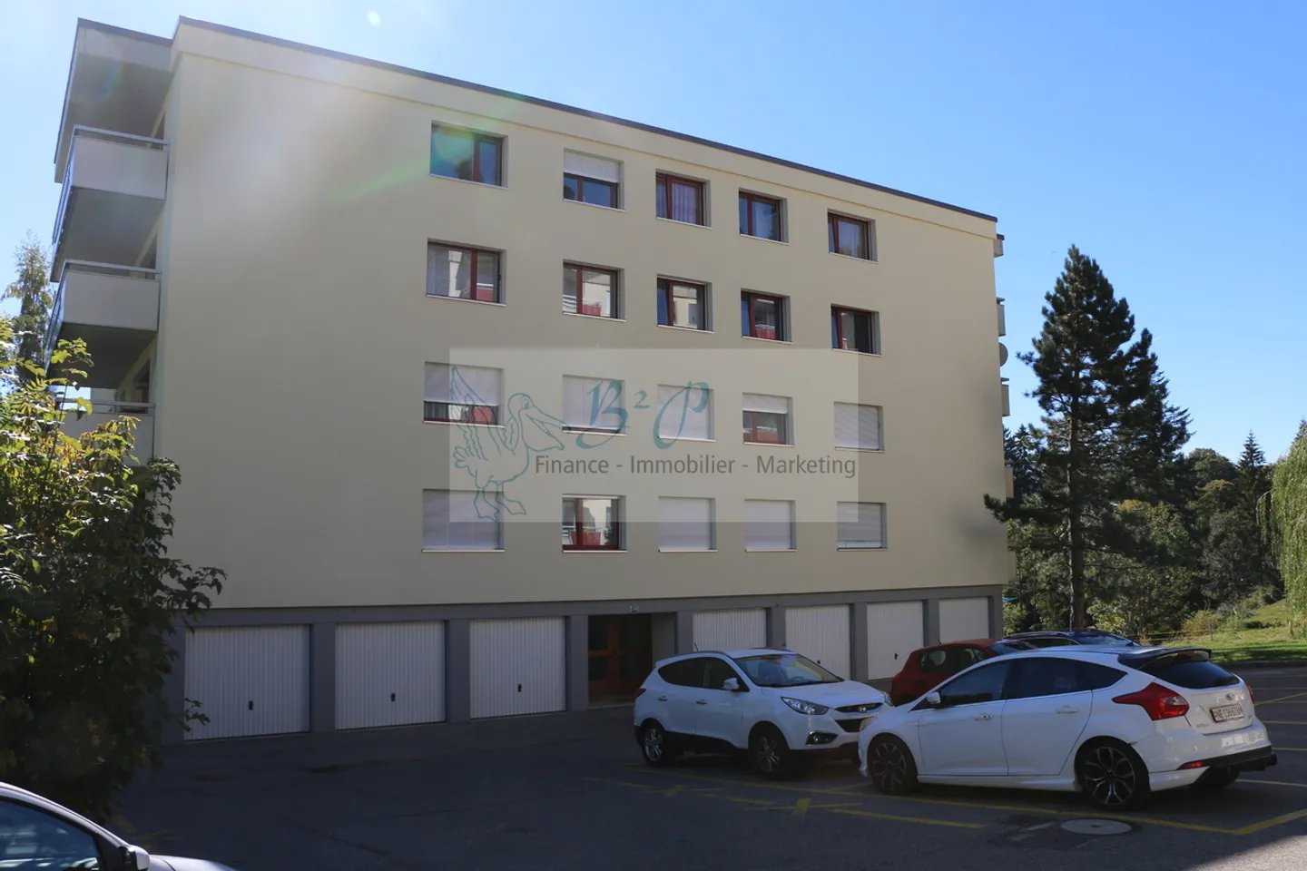 Posto auto protetto in un garage collettivo - Foto 1 di 3