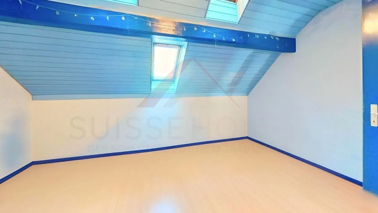 Charmante maison bifamiliale à Niederbipp - emplacement calme, grand jardin et potentiel polyvalent - Photo 11 sur 24