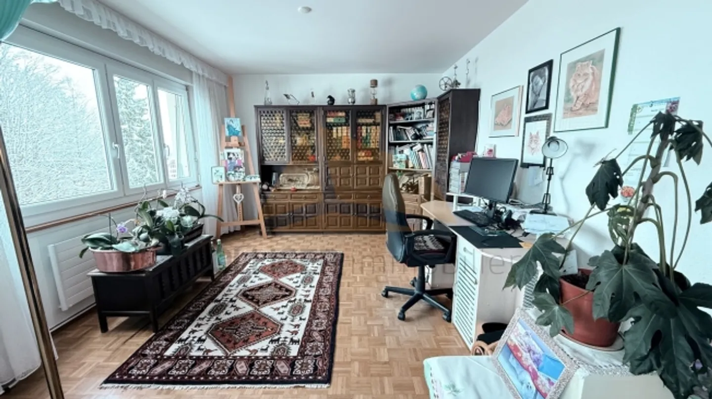 «A VENDRE
APPARTEMENT DE 4.5 PIÈCES EN PPE
ET GARAGE» - Photo 7 sur 9