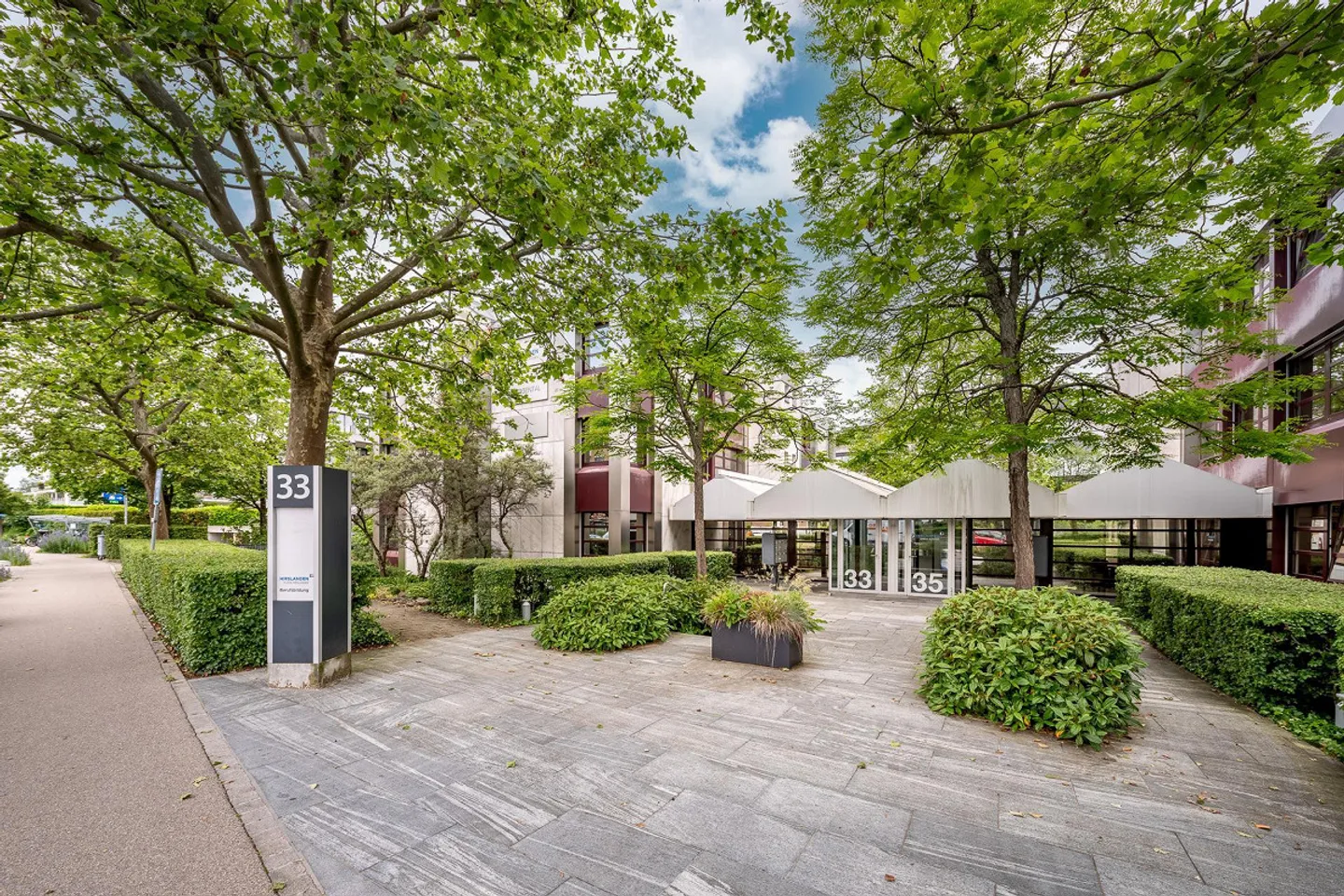 Espace commercial à Zumikon - Photo 1 sur 3