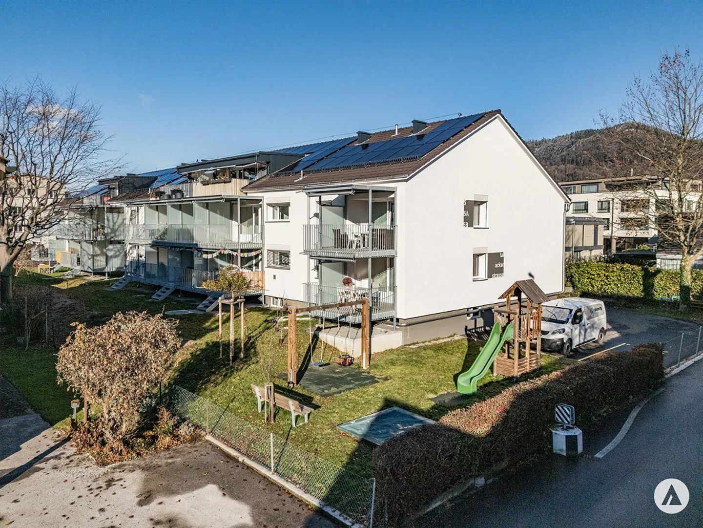 Compact Living in a Modernized Environment - Photo 2 of 13