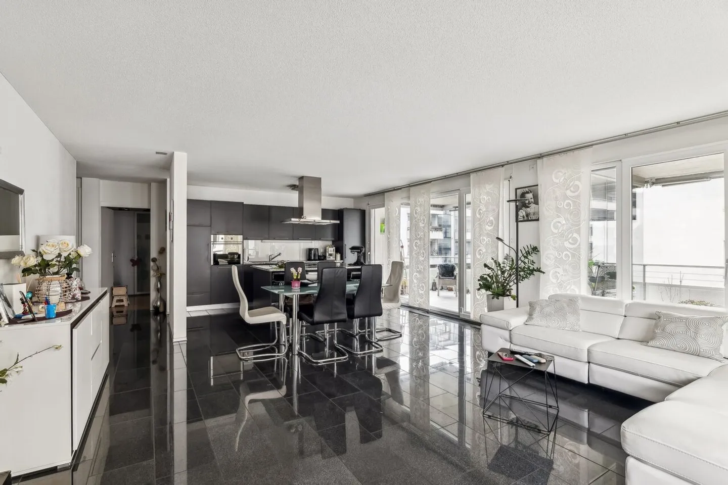 Appartement 5.5 pièces - Photo 1 sur 11