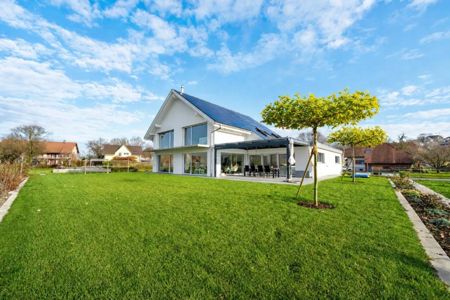 CHEF-D'ŒUVRE MODERNE - Photo 1 sur 12