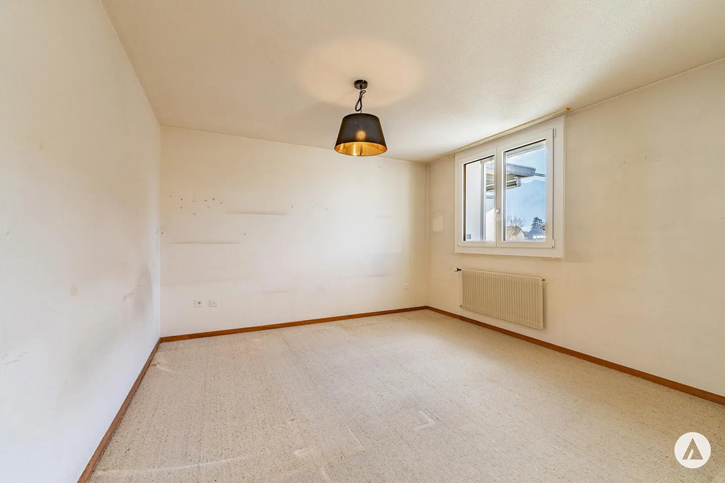 Compact Living in a Modernized Environment - Photo 7 of 13