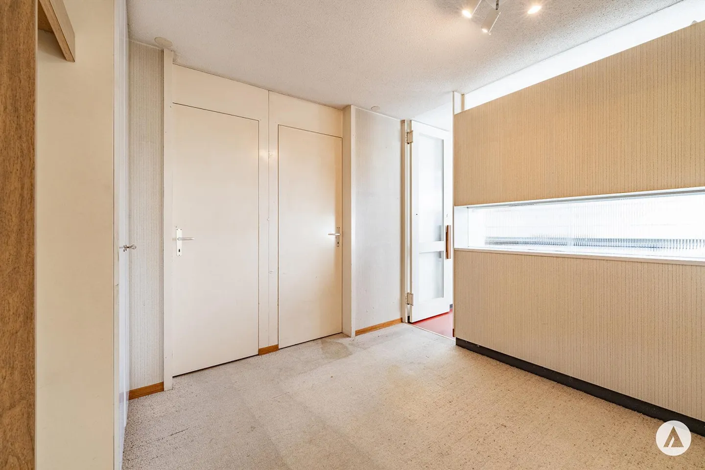 Compact Living in a Modernized Environment - Photo 8 of 13