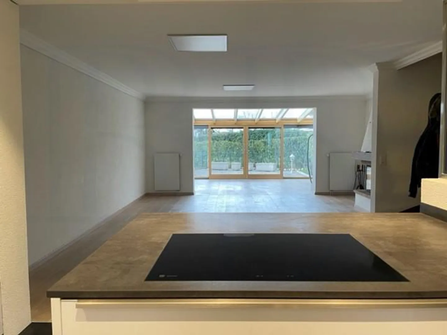 Charming Family Home in Bellevue - Photo 4 of 12