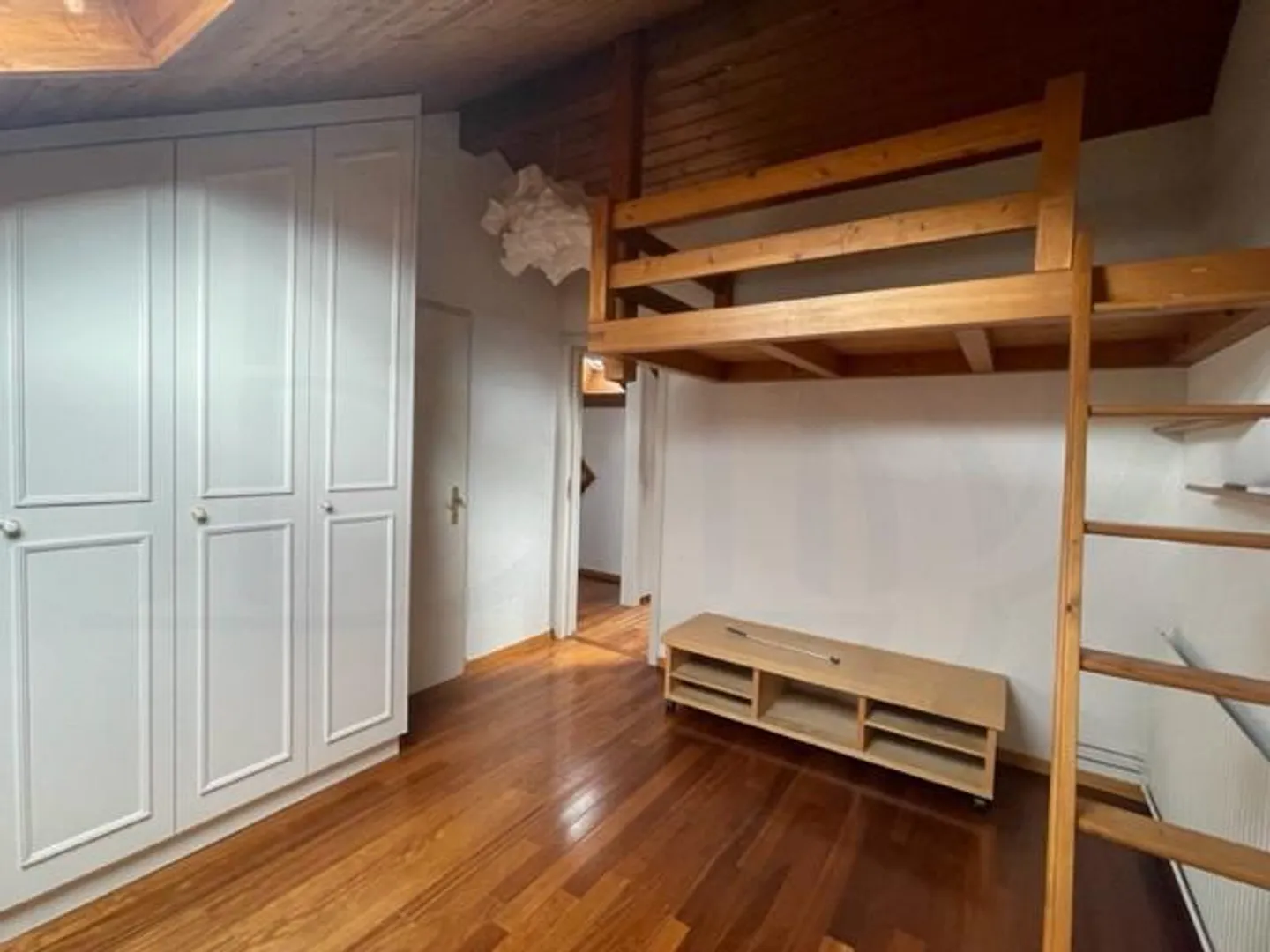 Charming Family Home in Bellevue - Photo 11 of 12