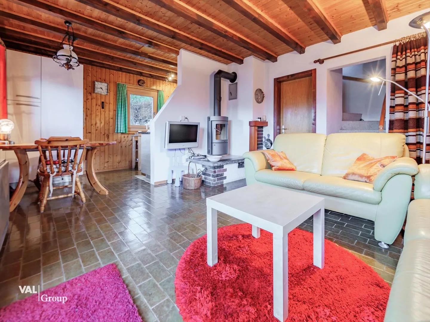 Charming little Chalet in Agettes - Photo 3 of 13