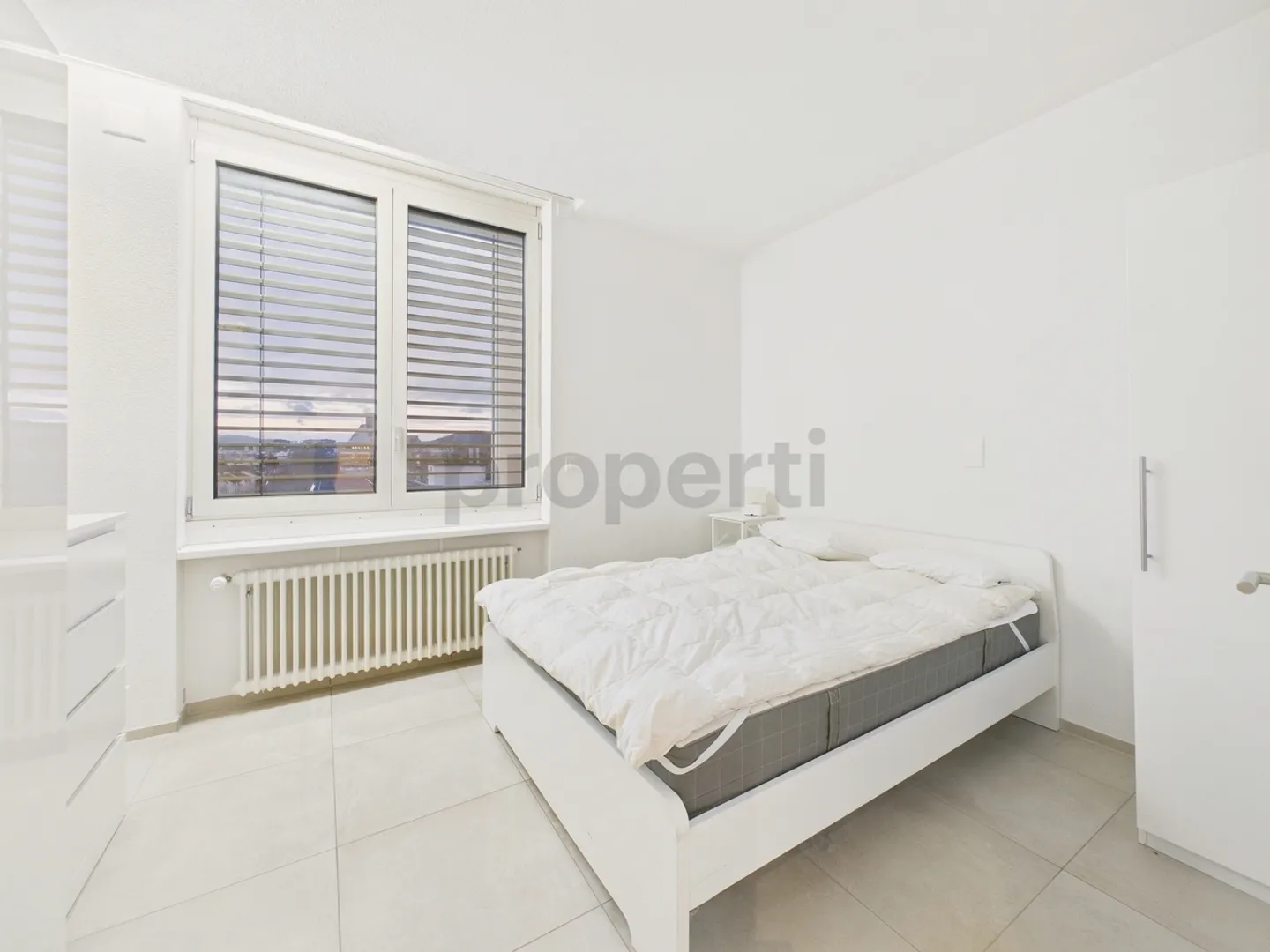 Appartement moderne de 4 pièces avec terrasse spacieuse au centre de Zurich... - Photo 7 sur 13