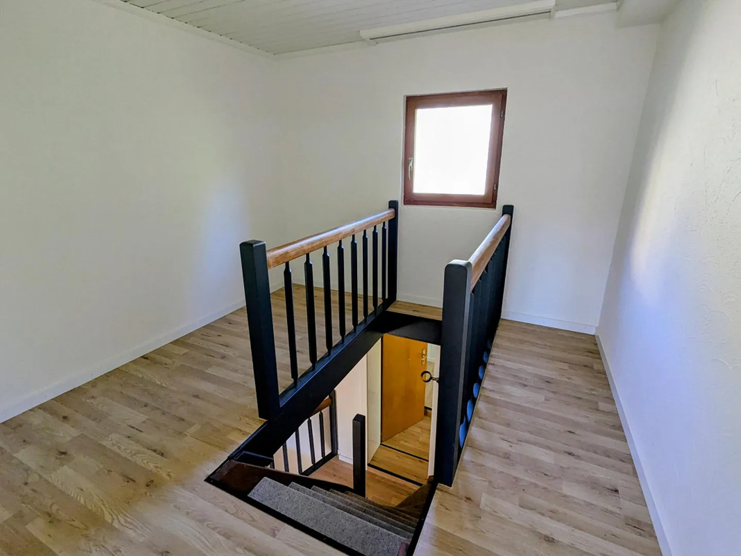 Opportunité unique ! Section de maison avec jardin - Photo 6 sur 12