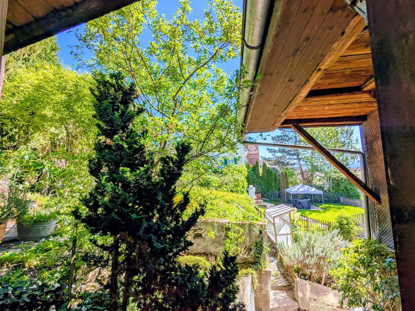 Opportunité unique ! Section de maison avec jardin - Photo 9 sur 12