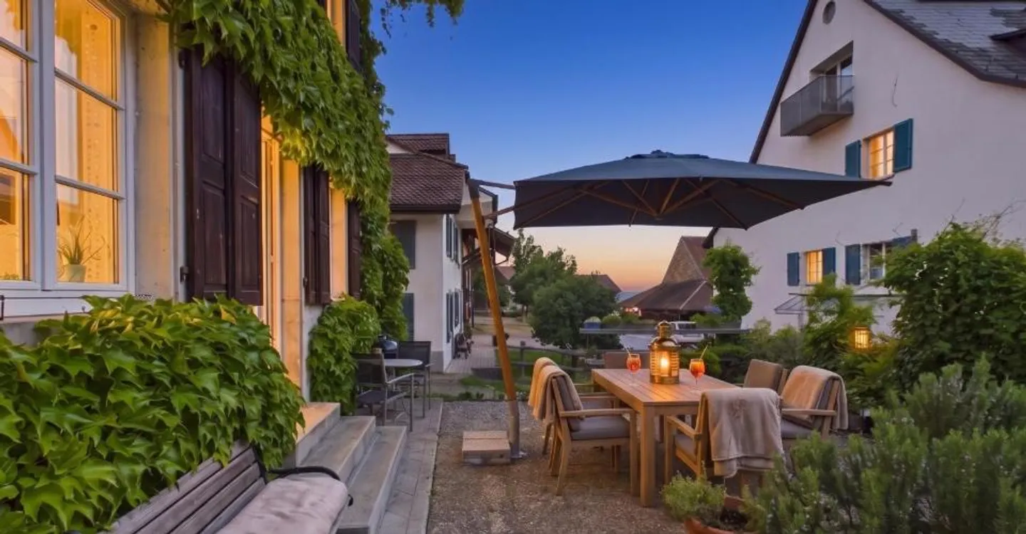 Vier Etagen Familienglück  historisches Dorfhaus von 1771 mit Nebengebäude in Arboldswil (BL) - Foto 10 von 11