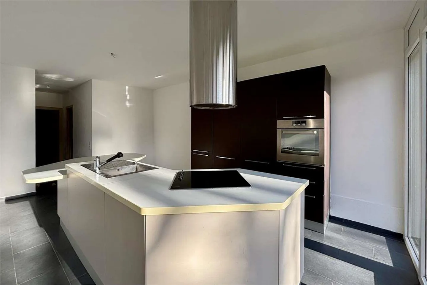 Income property with 3 already rented units - Photo 3 of 13