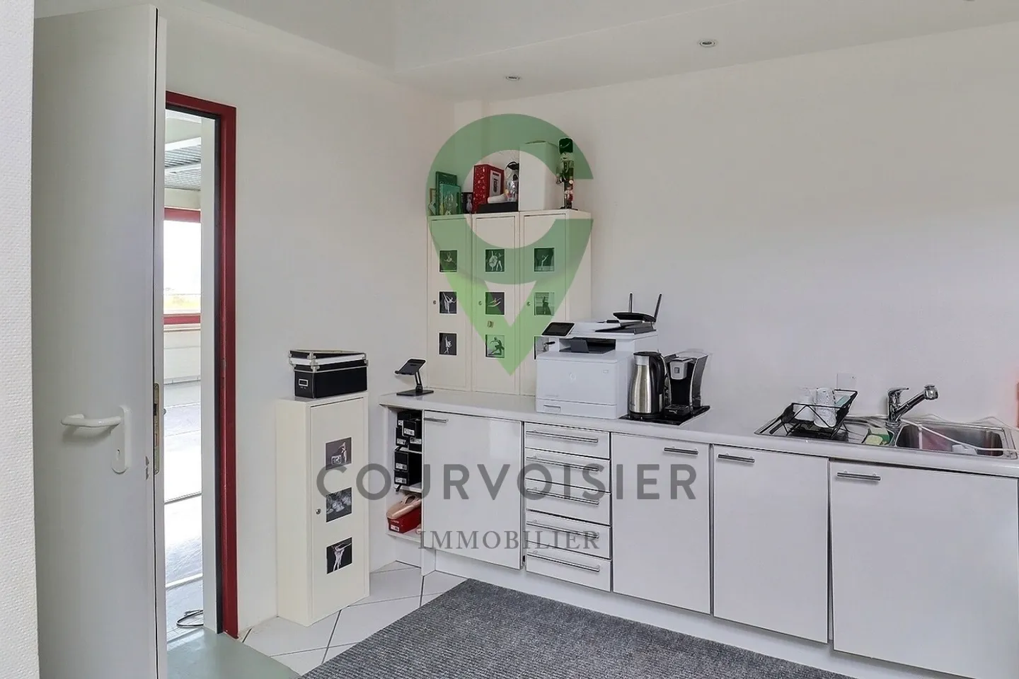 Spazio commerciale/artigianale - luminoso, modulabile e ben posizionato - Foto 8 di 10