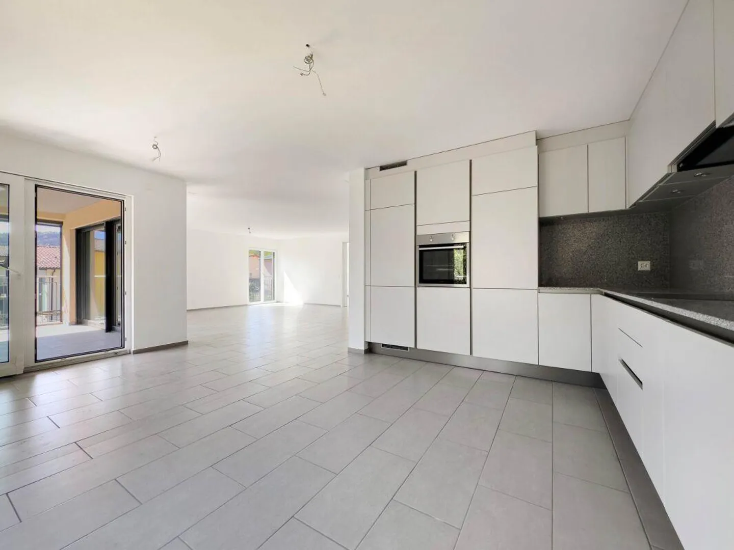 4.5-room apartment with 1 parking space in the garage - Photo 1 of 6