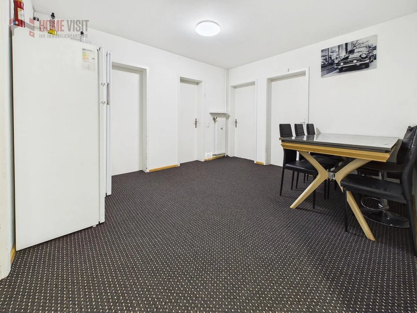 Urban Living: Charming 4.5-Room Apartment in Basel - Photo 5 of 9