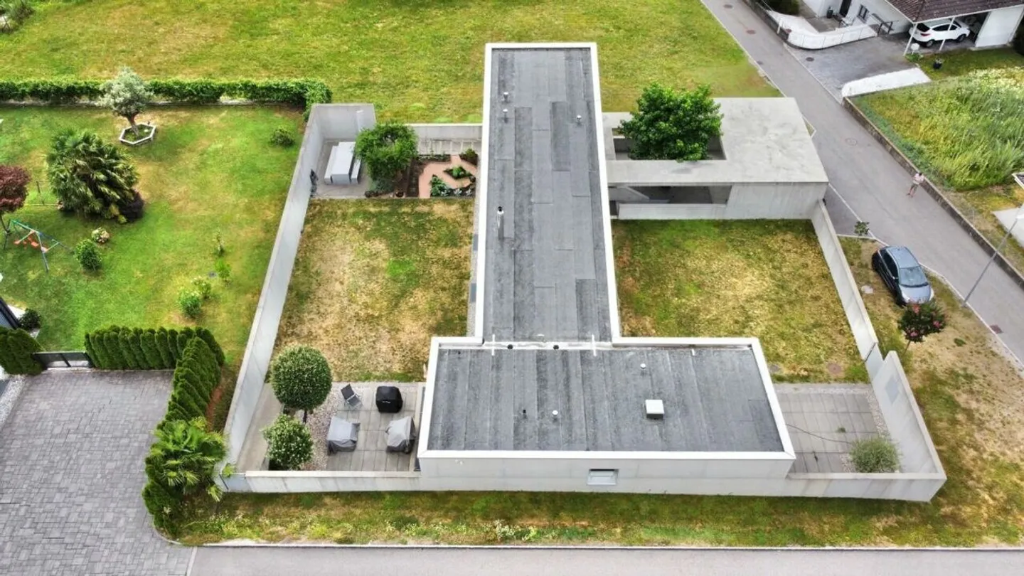 Modern Villa in Tranquil Area - Photo 25 of 31