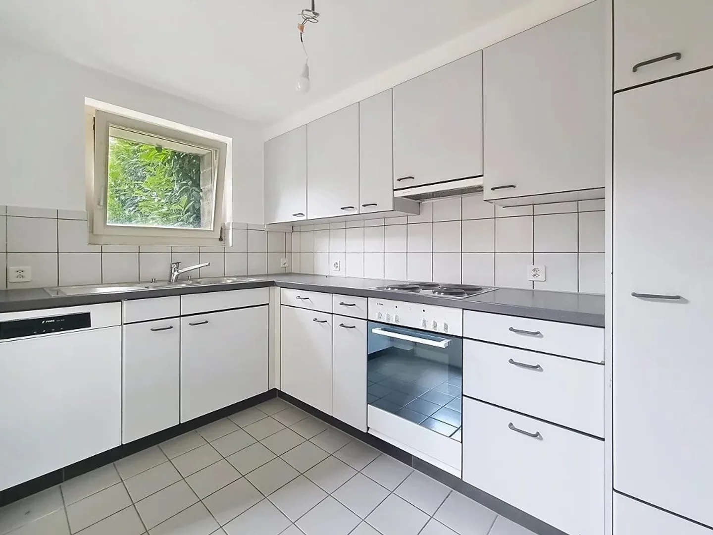 Villa 5.5 Zimmer - Foto 4 von 12