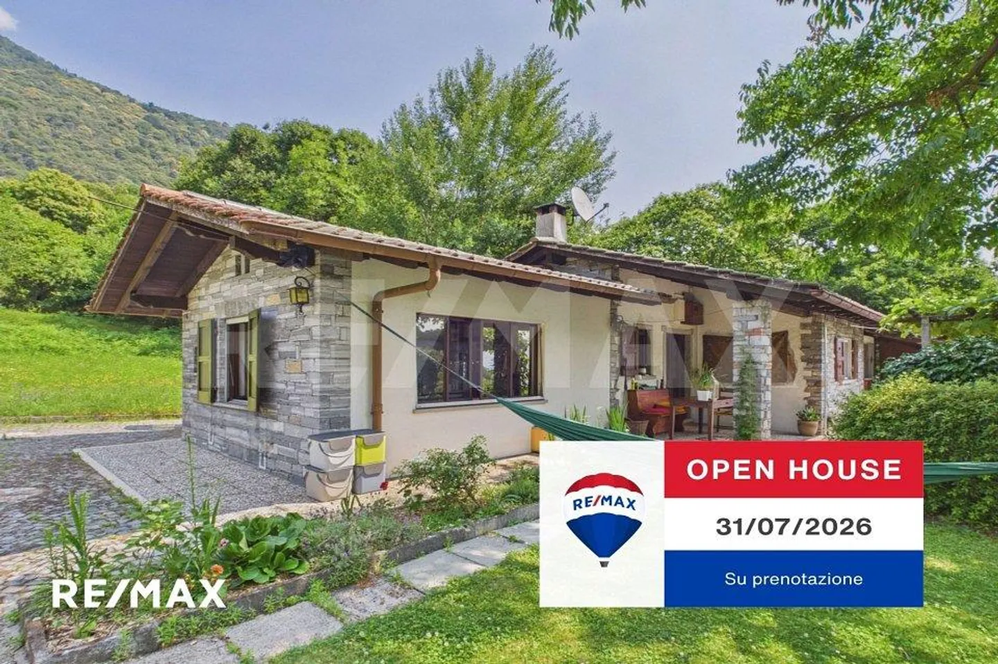 Rustic with garden, private forest and view of the Ticino Valley - Photo 1 of 13