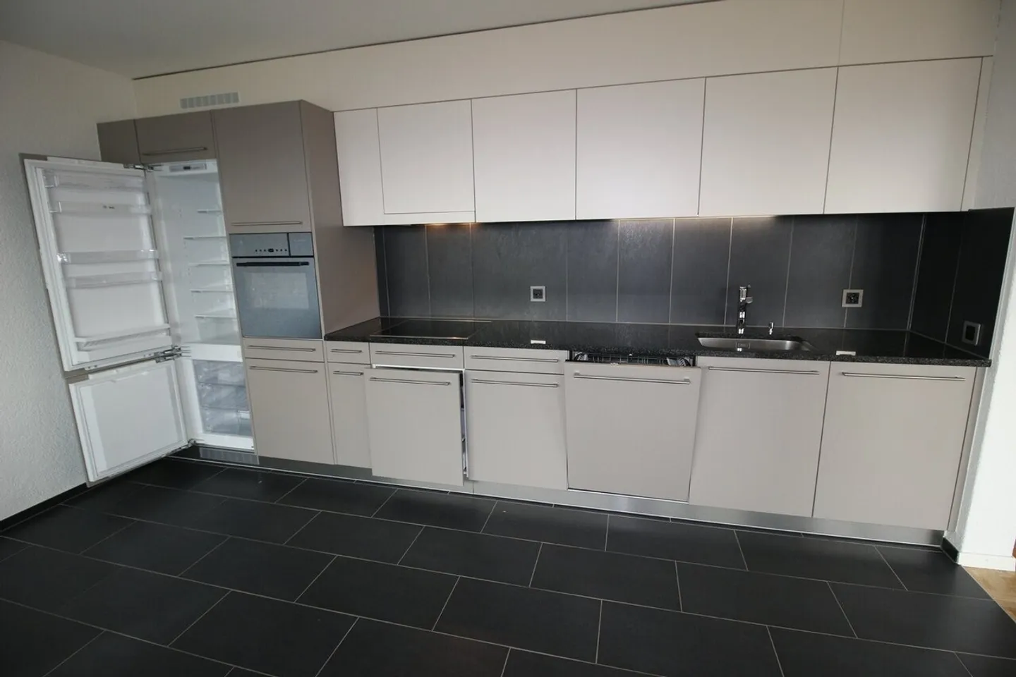 Appartement spacieux avec vue imprenable - Photo 1 sur 13