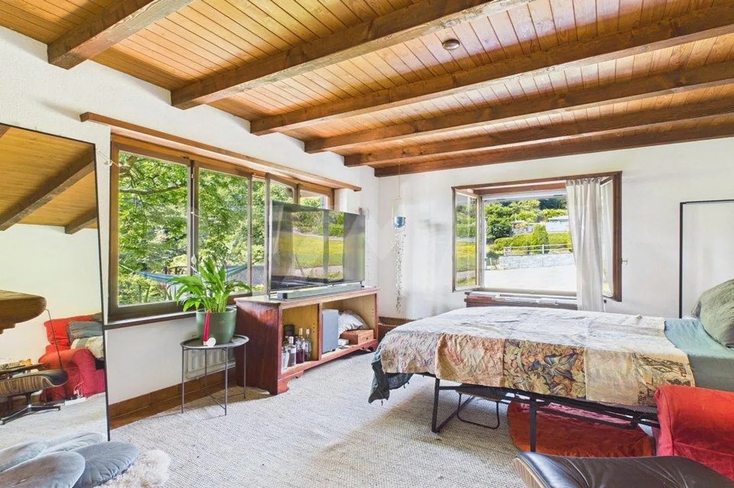 Rustic with garden, private forest and view of the Ticino Valley - Photo 3 of 13