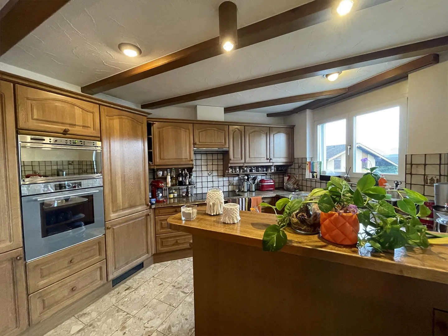 Maison trifamiliale dans un quartier résidentiel calme et familial - Photo 9 sur 16