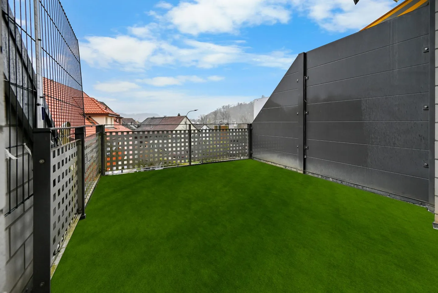 Large 3.5-Room Attic Apartment in Koblenz - Photo 13 of 13