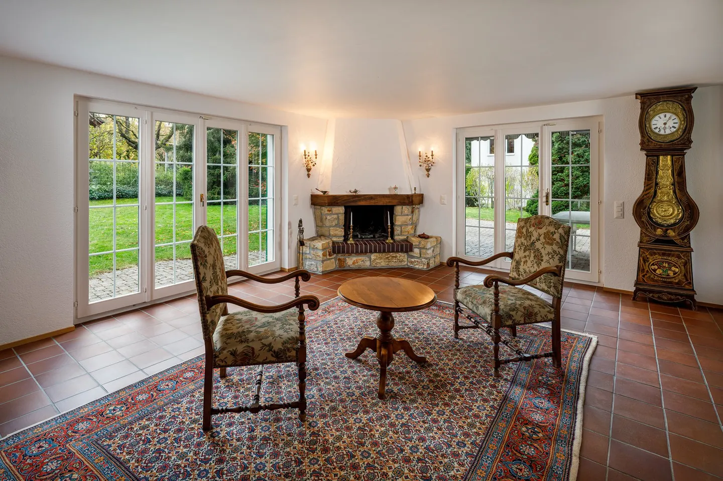 Country House with Character - Photo 2 of 9