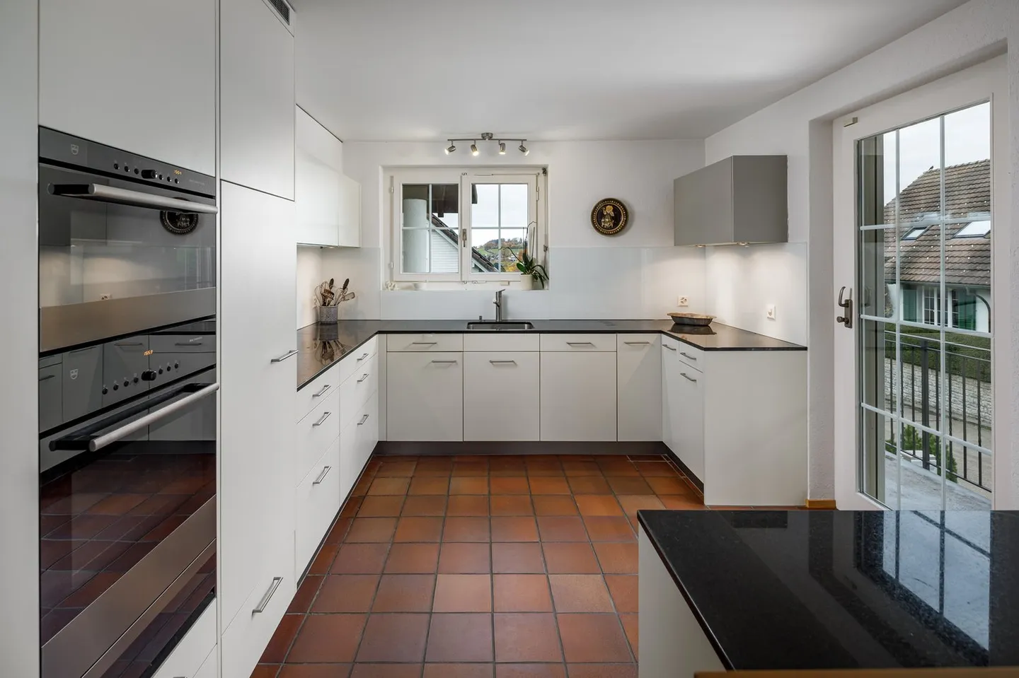 Country House with Character - Photo 3 of 9