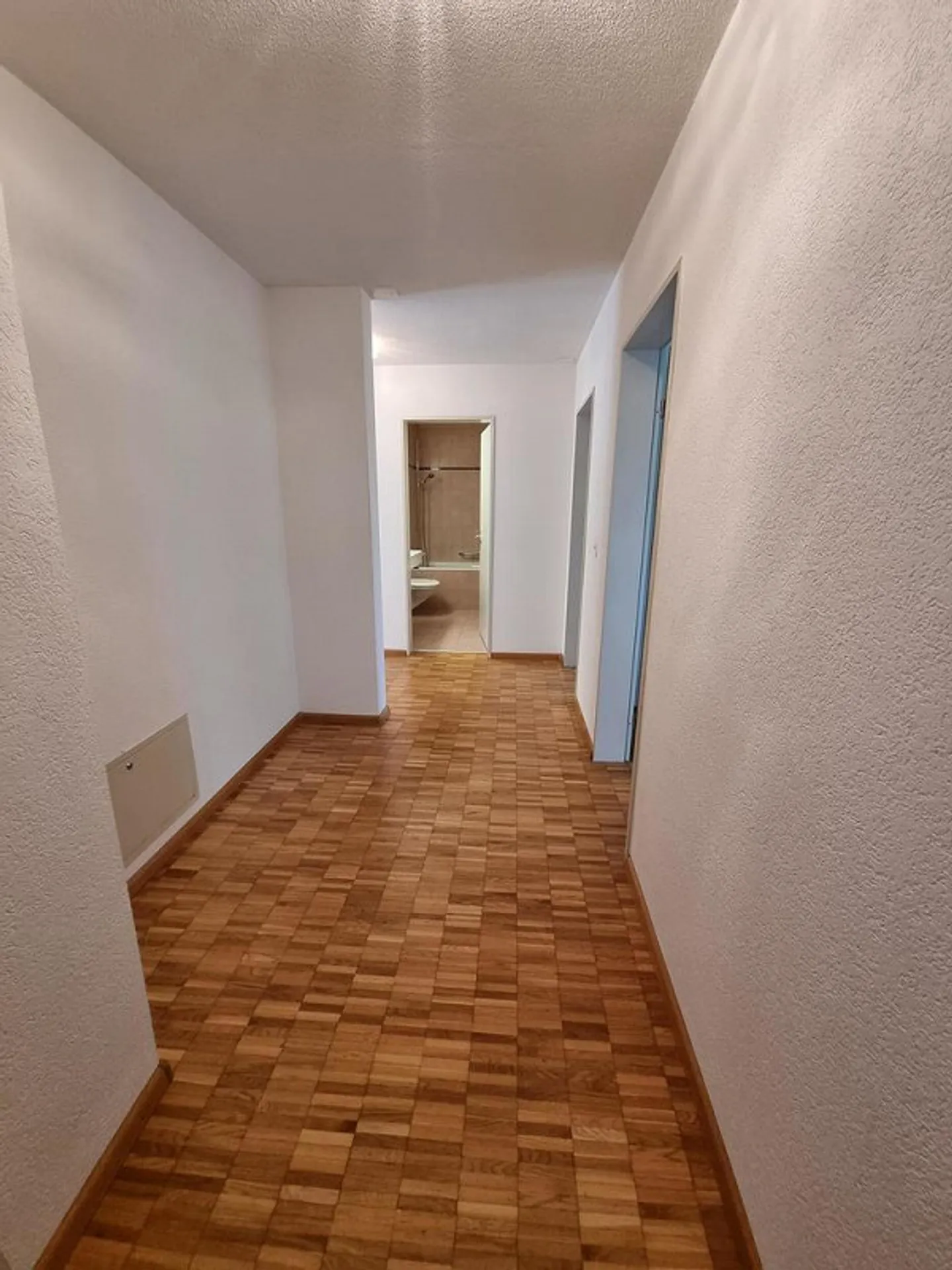 Gemütliche 3.5 Zimmer-Wohnung im 1.OG zu vermieten - Foto 8 von 9