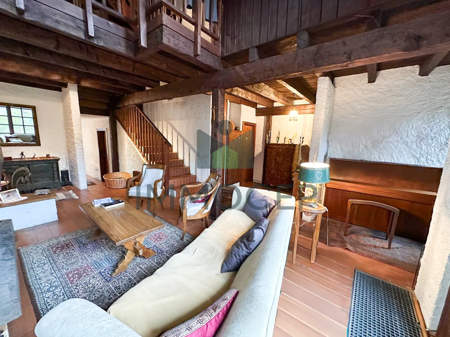 Casa 8 stanze - Foto 1 di 13