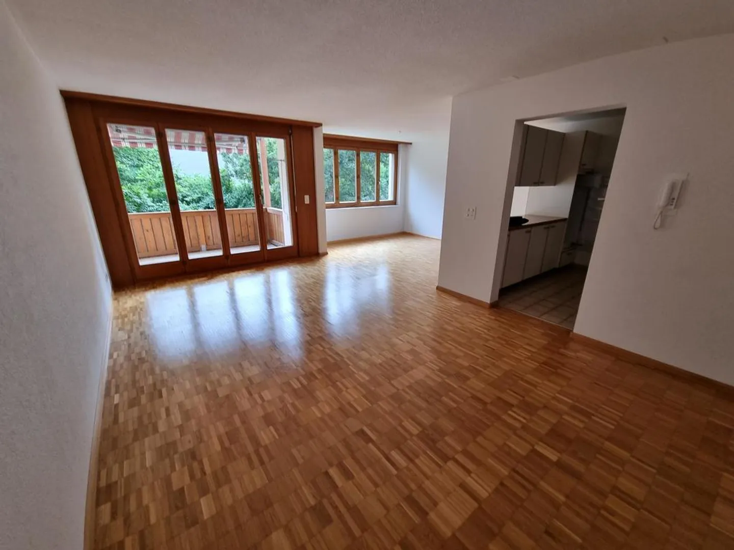 Gemütliche 3.5 Zimmer-Wohnung im 1.OG zu vermieten - Foto 6 von 9