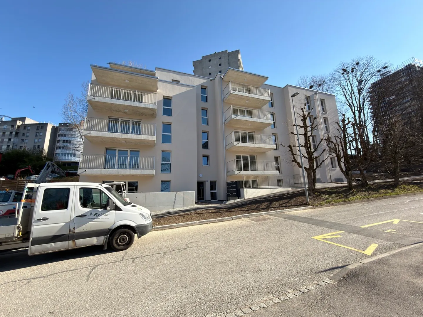 Contemporary Apartments in Fribourg - Photo 4 of 11
