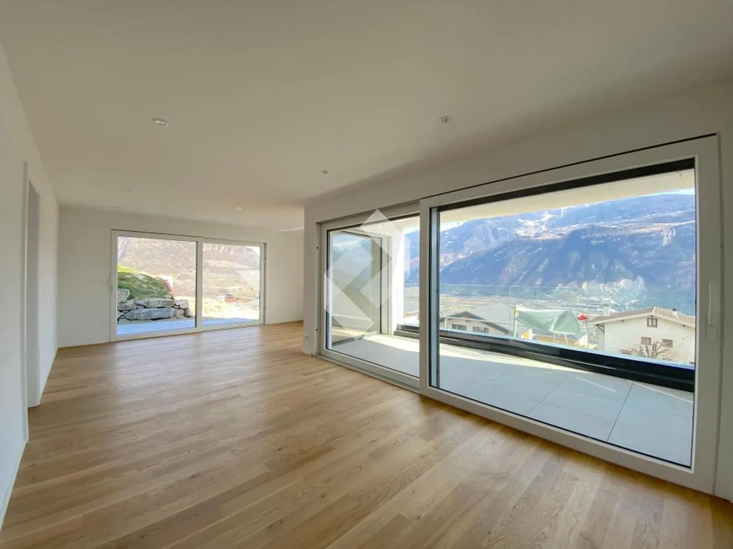 Apartment for sale - Photo 3 of 13