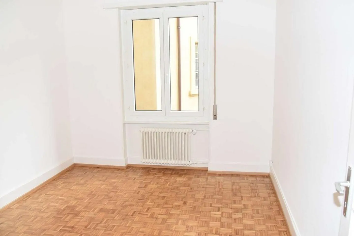 In the heart of the city center - Photo 6 of 9