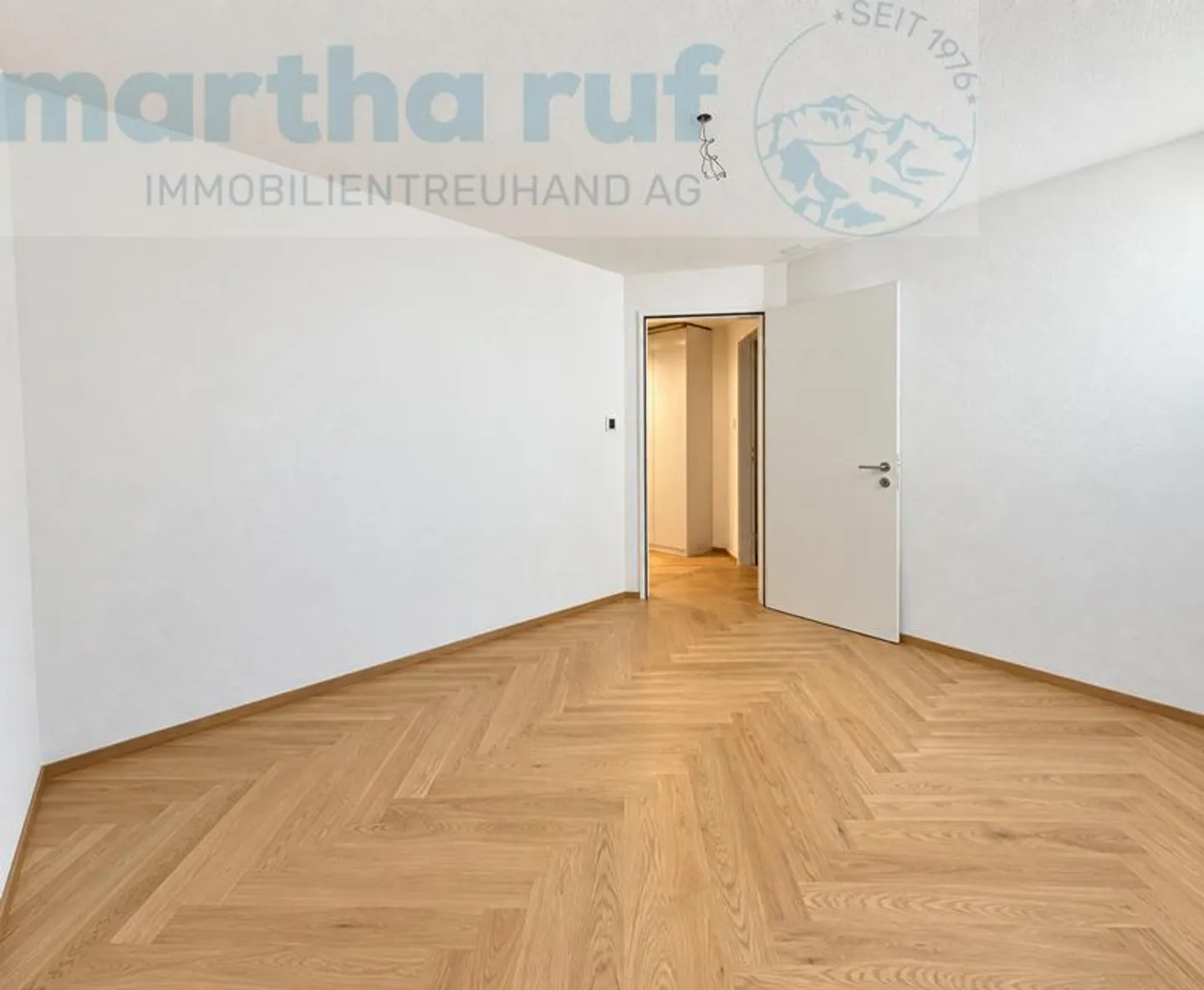 Exclusive 3.5-room apartment with garden Modern and high quality - Photo 6 of 7
