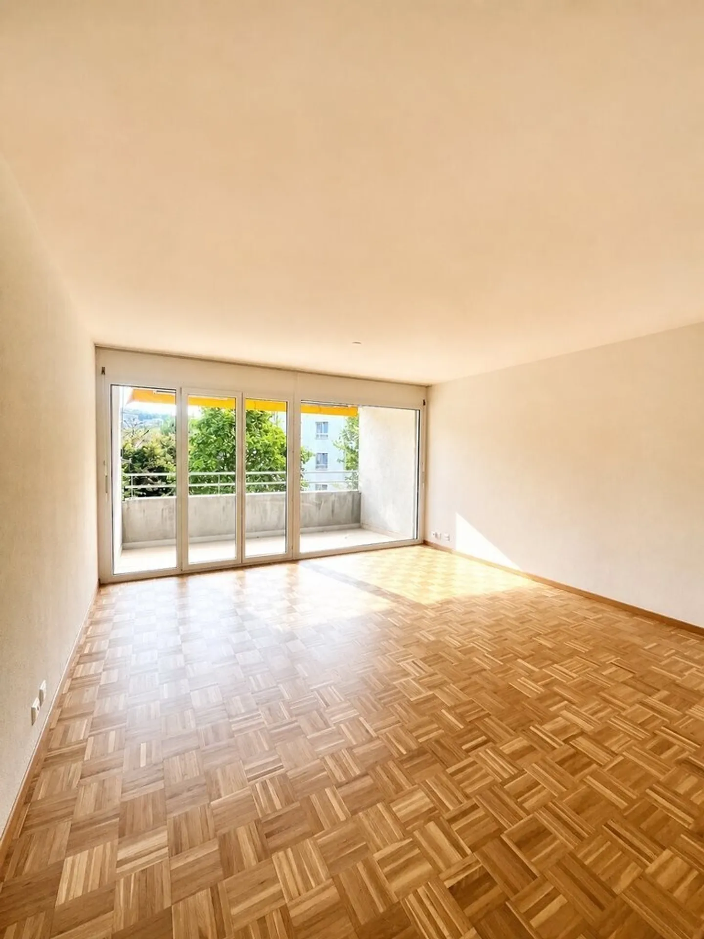 Grand appartement de 4,5 pièces - Photo 1 sur 6