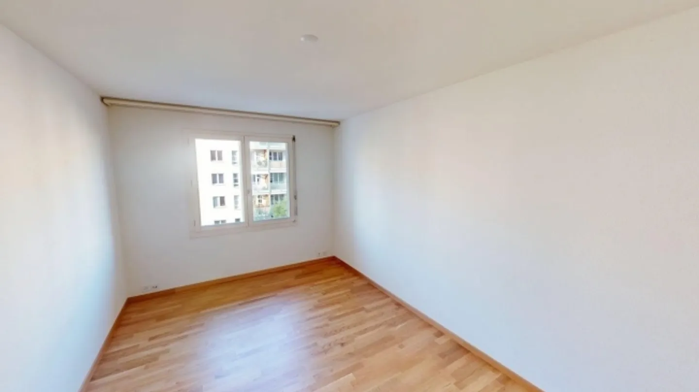 Attention Temporary from early November 2025 to 30.06.2026 Ideal temporary solution 3.0 room apartment in Wiedikon - Photo 6 of 7