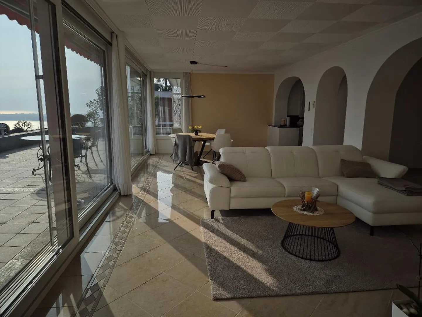 Exklusive Terrassenwohnung in Minusio - Foto 3 von 10