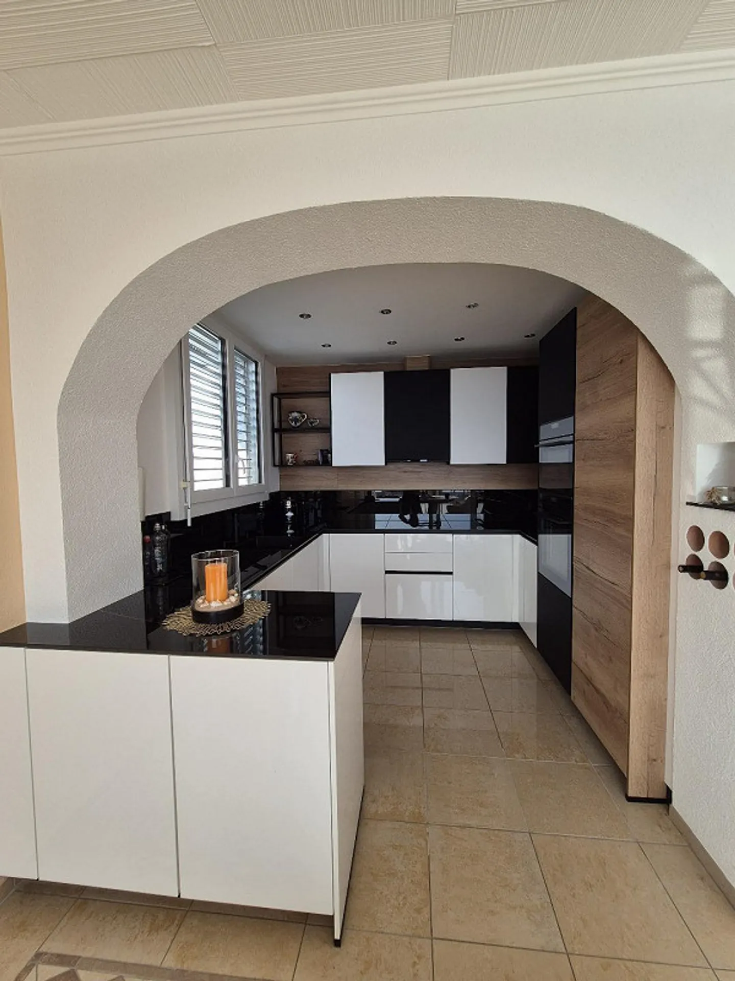 Exklusive Terrassenwohnung in Minusio - Foto 4 von 10