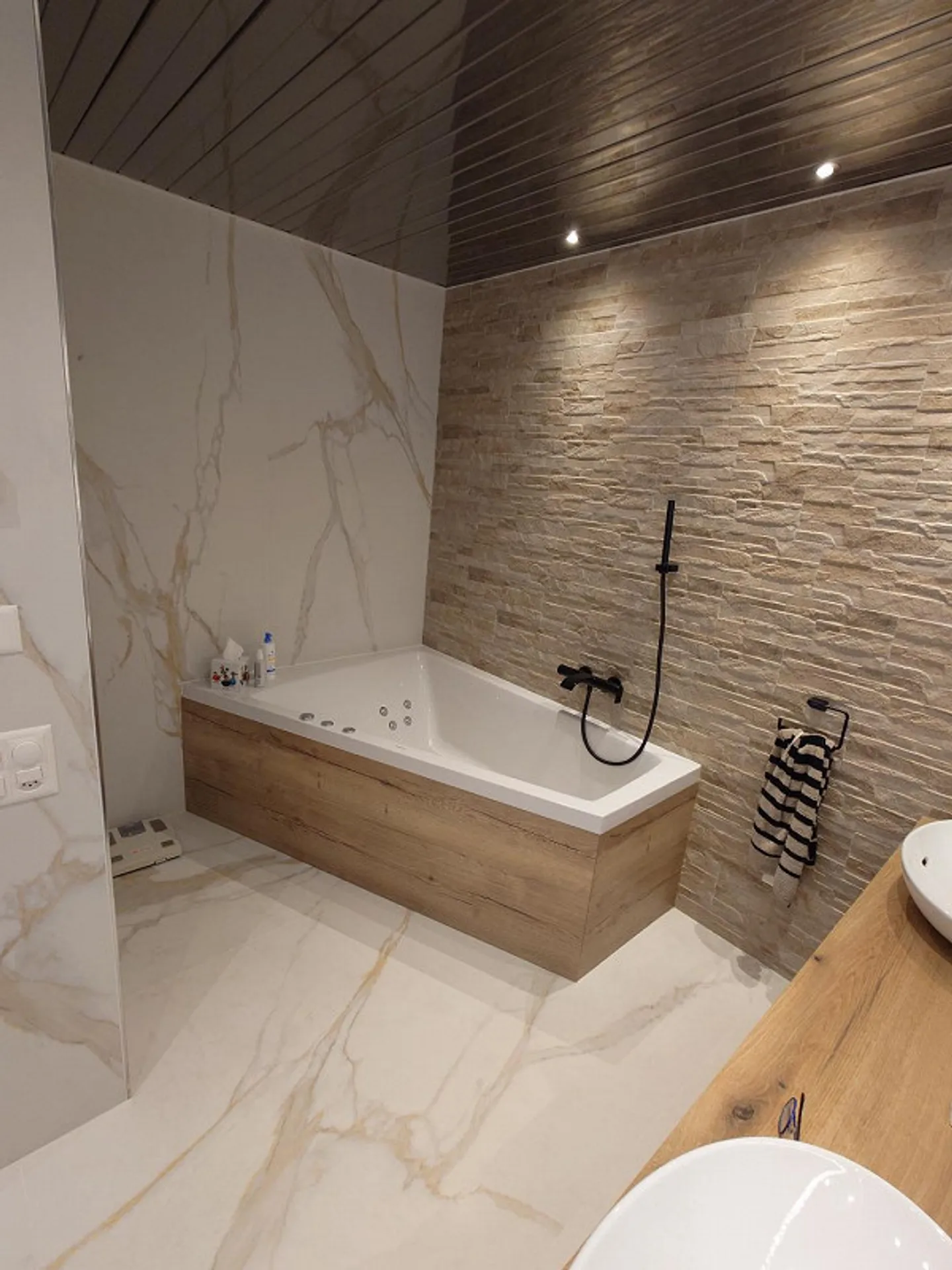 Exklusive Terrassenwohnung in Minusio - Foto 6 von 10