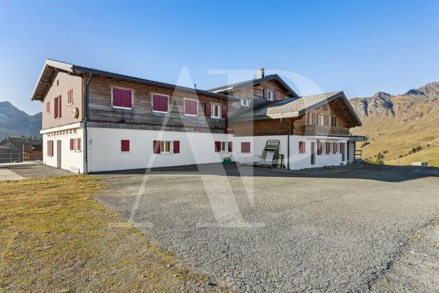 Ristorante con camere per gli ospiti ski-in-out a Champéry Planachaux - Foto 6 di 13