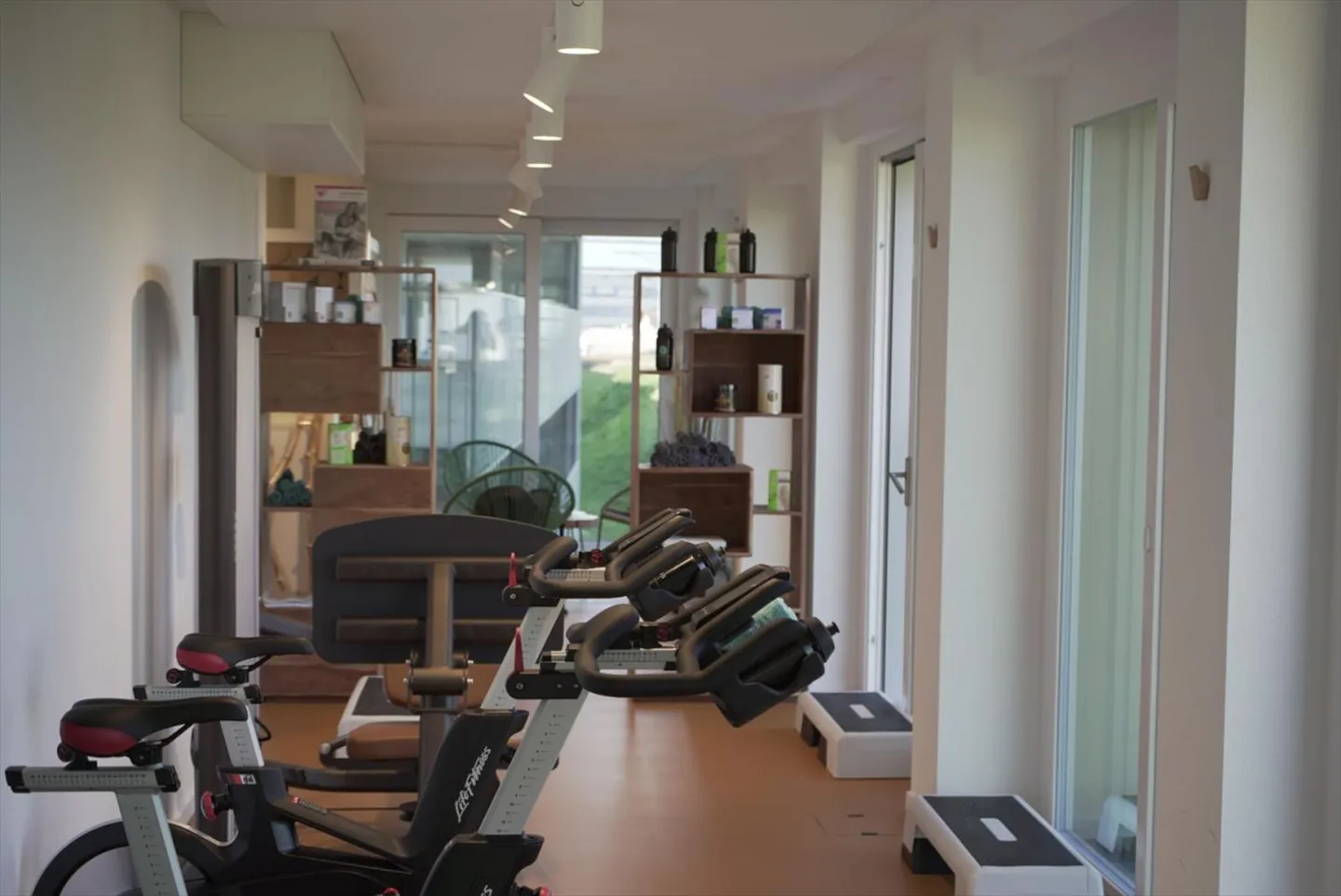 Zu vermieten - Gewerbliche / paramedizinische Räumlichkeiten von 360 m² im Zentrum von Yverdon-les-Bains - Foto 5 von 11