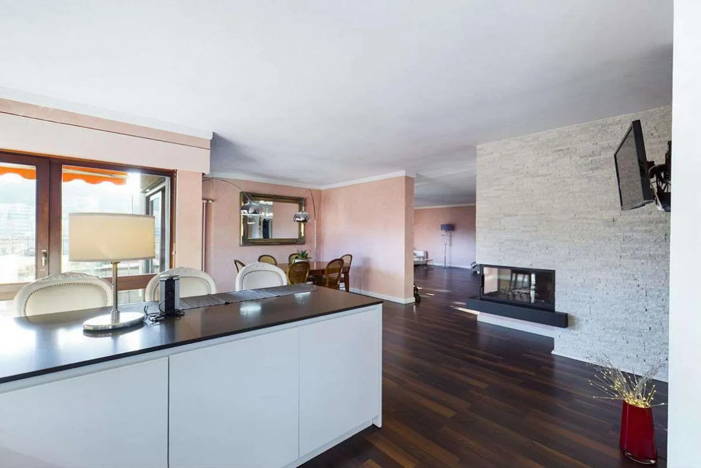 Prästigöse Wohnung im Herzen von Lugano - Foto 2 von 13