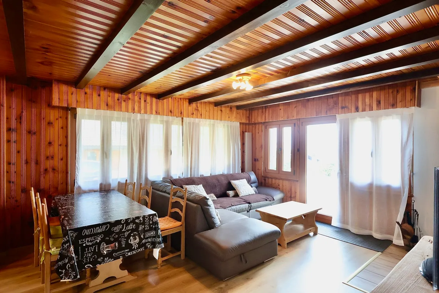 Chalet Incantevole in un Villaggio Montano Tranquillo - Foto 3 di 11
