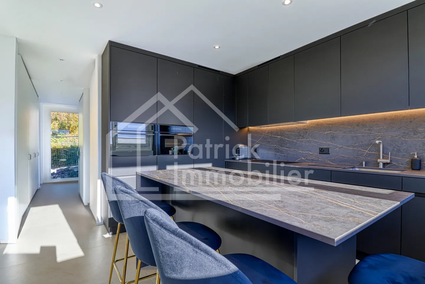 New villa with 6.5 rooms and a view of the Pre-Alps - Photo 4 of 14