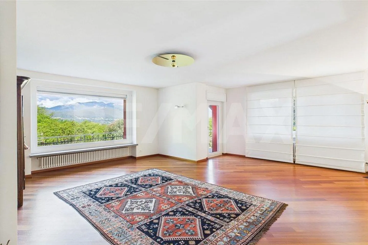 Villa individuelle avec jardin et intimité à Carabbia - Photo 10 sur 13