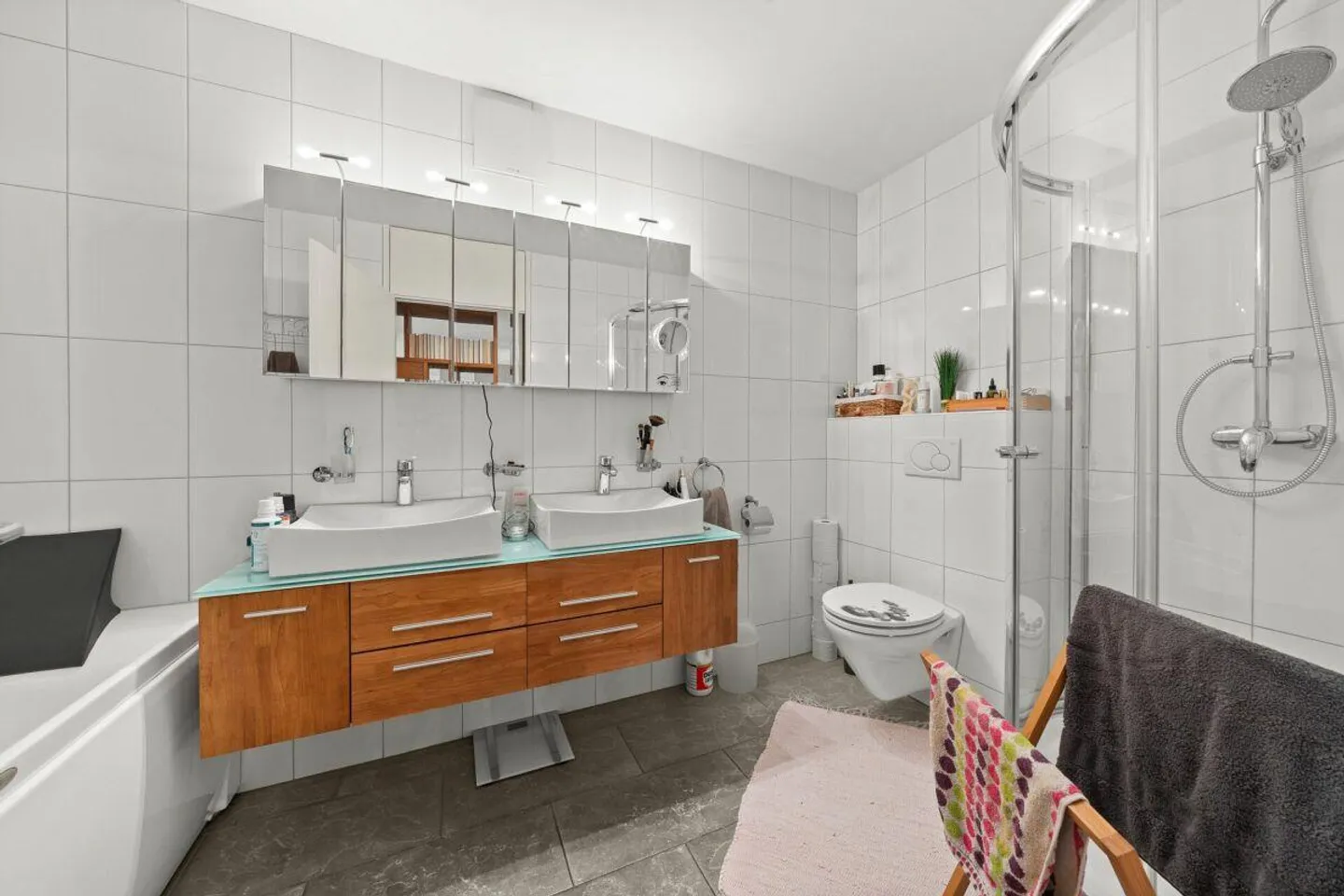 APPARTAMENTO IN CITTÀ QUASI NUOVO - Foto 10 di 11